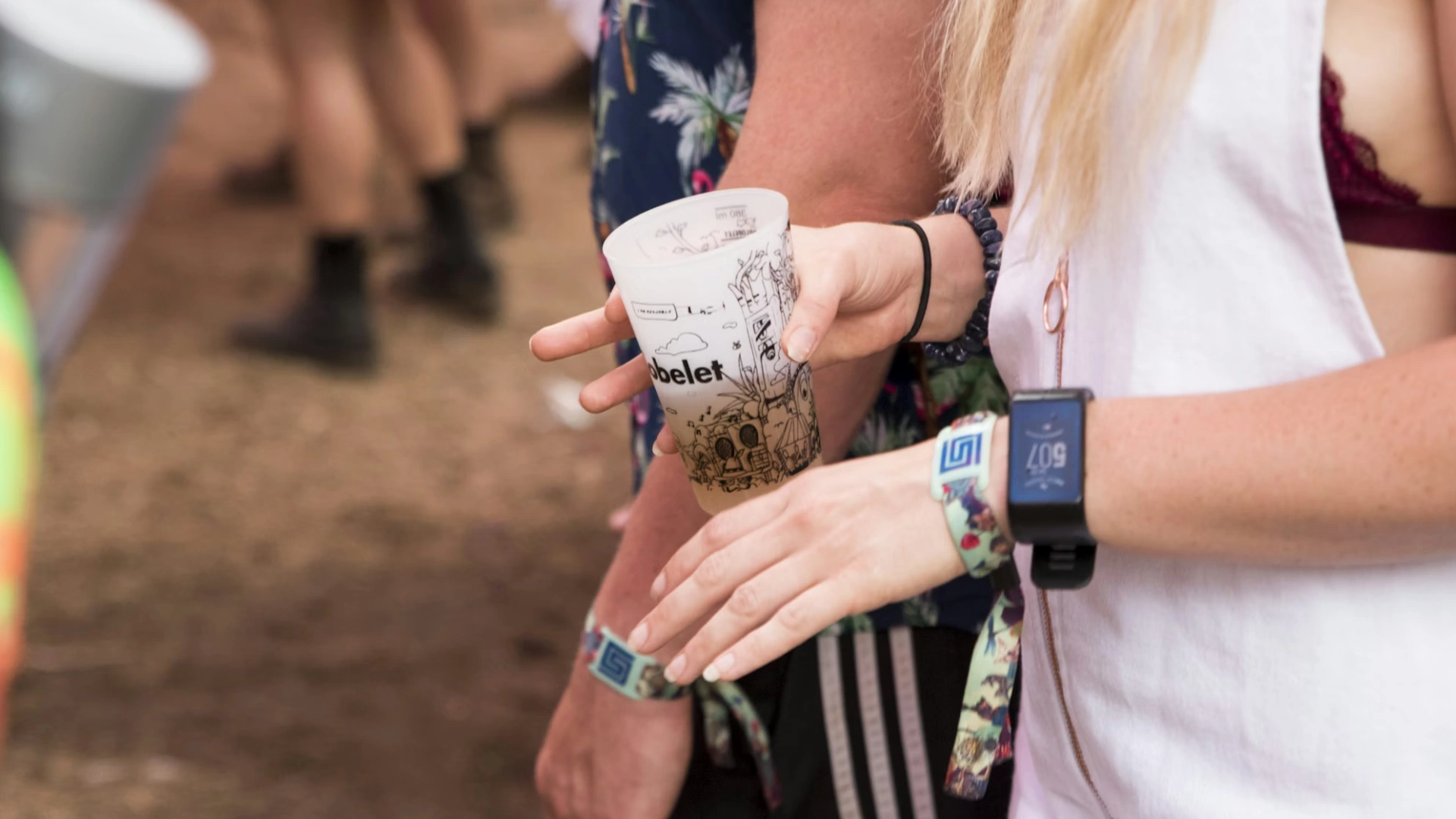 Spiking voorkomen en sociale veiligheid: Zo vier je zorgeloos feest